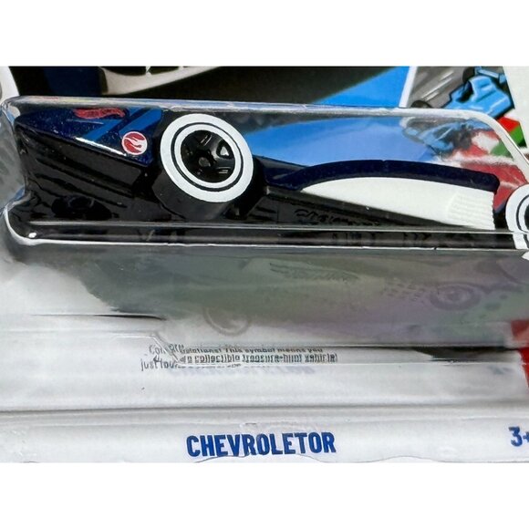2024 Hot Wheels Chevroleter Treasure Hunt Track Aces Blue White 5/5 - Picture 9 of 10